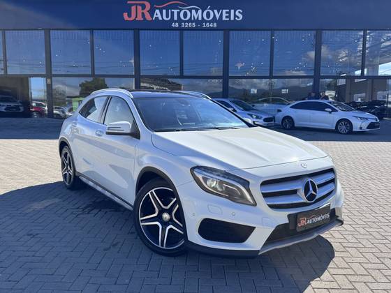 MERCEDES-BENZ GLA 250 2.0 16V TURBO GASOLINA SPORT 4P AUTOMÁTICO MERCEDES-BENZ GLA 250 2.0 16V TURBO GASOLINA SPORT 4P AUTOMÁTICO